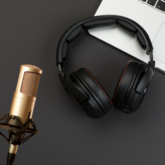 Cómo Crear y Monetizar tu Podcast
